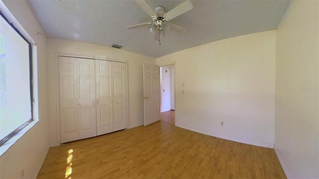 En Venta: $389,900 (3 camas, 2 baños, 1616 Pies cuadrados)
