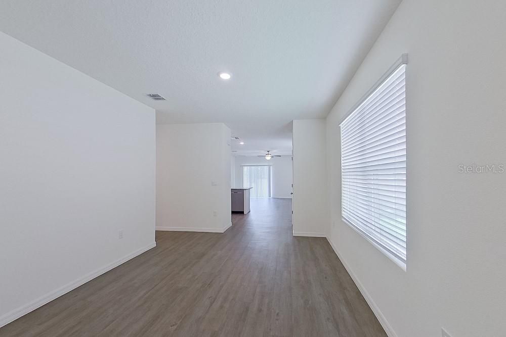 For Rent: $2,025 (3 beds, 2 baths, 1504 Square Feet)