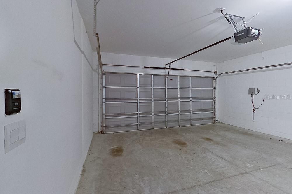 For Rent: $2,025 (3 beds, 2 baths, 1504 Square Feet)
