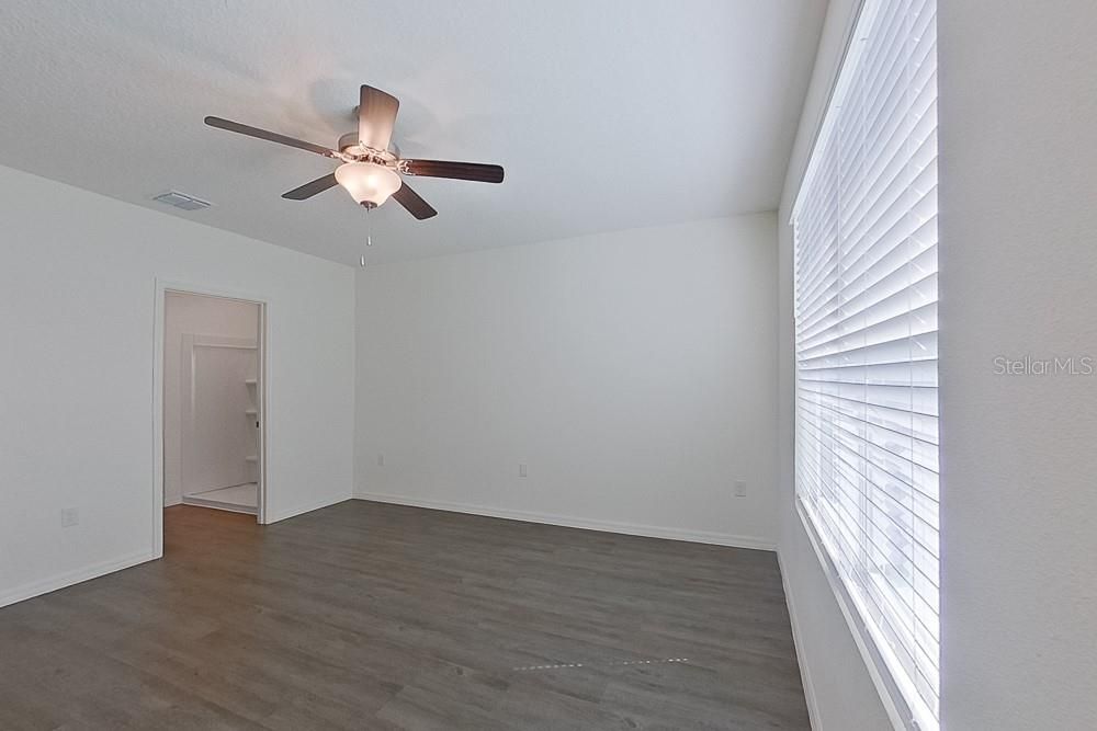 For Rent: $2,025 (3 beds, 2 baths, 1504 Square Feet)