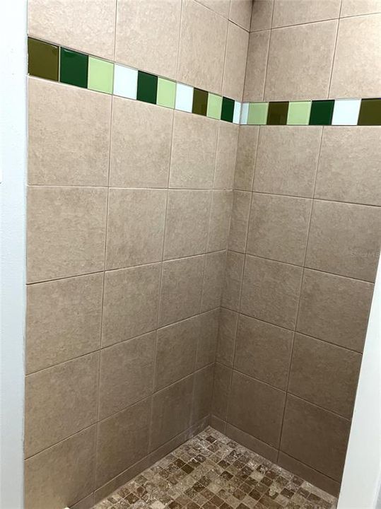 For Sale: $145,000 (2 beds, 2 baths, 960 Square Feet)