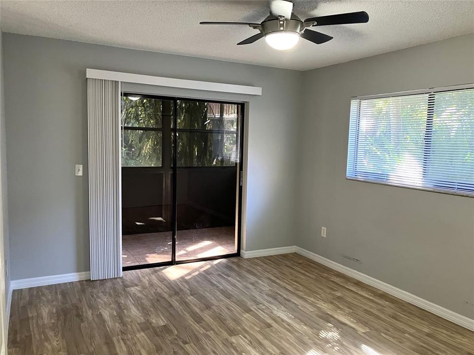 For Sale: $145,000 (2 beds, 2 baths, 960 Square Feet)