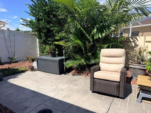 En Venta: $329,900 (2 camas, 2 baños, 1289 Pies cuadrados)