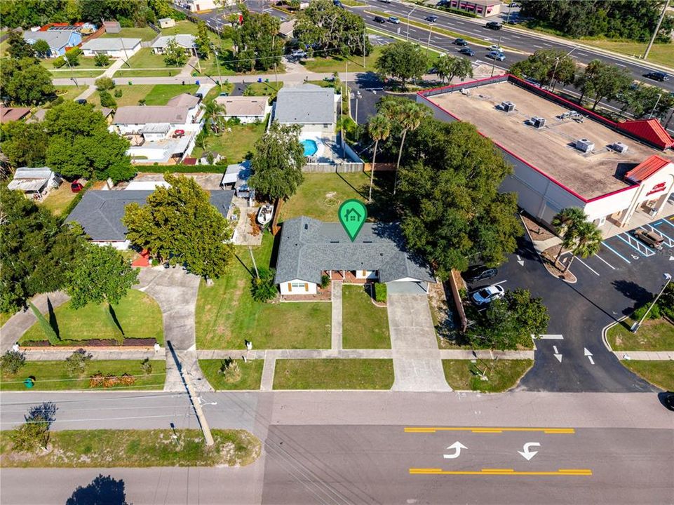 For Rent: $2,400 (4 beds, 3 baths, 1900 Square Feet)