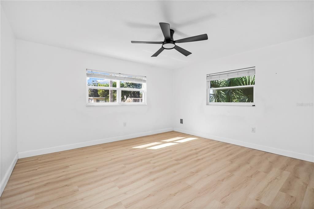 For Rent: $2,400 (4 beds, 3 baths, 1900 Square Feet)