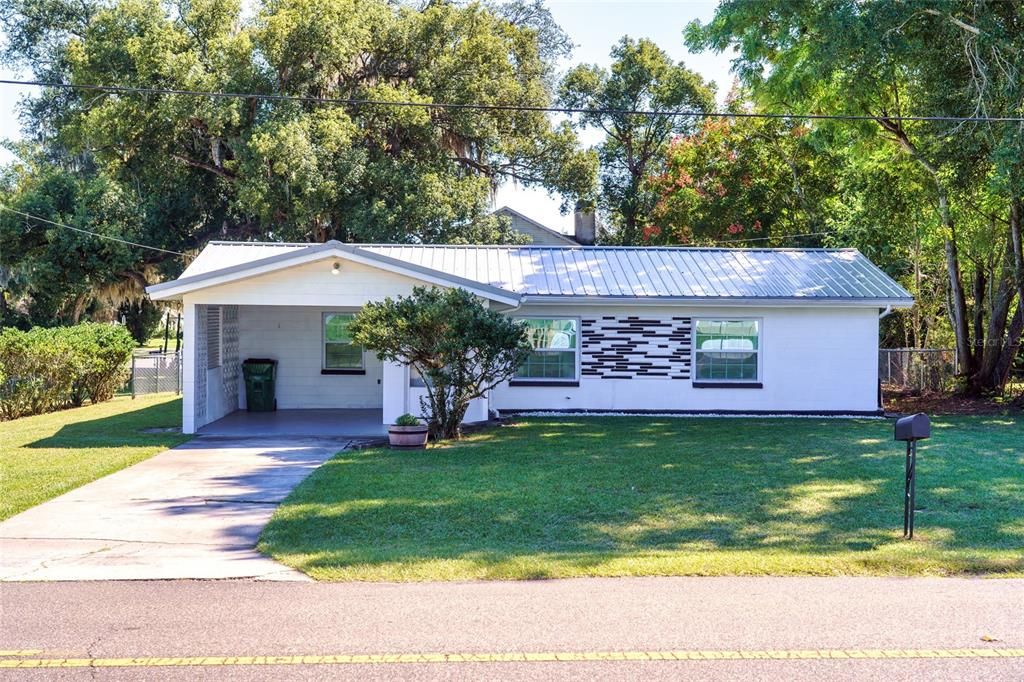 На продажу: $264,900 (2 спален, 1 ванн, 1118 Квадратных фут)
