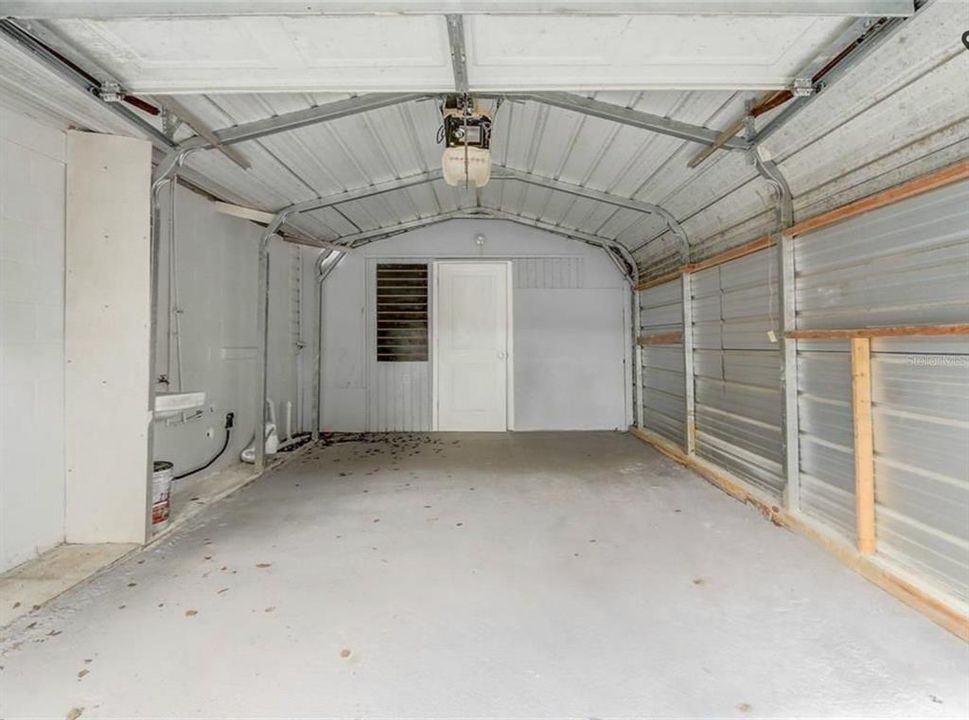 For Sale: $239,900 (2 beds, 2 baths, 1345 Square Feet)