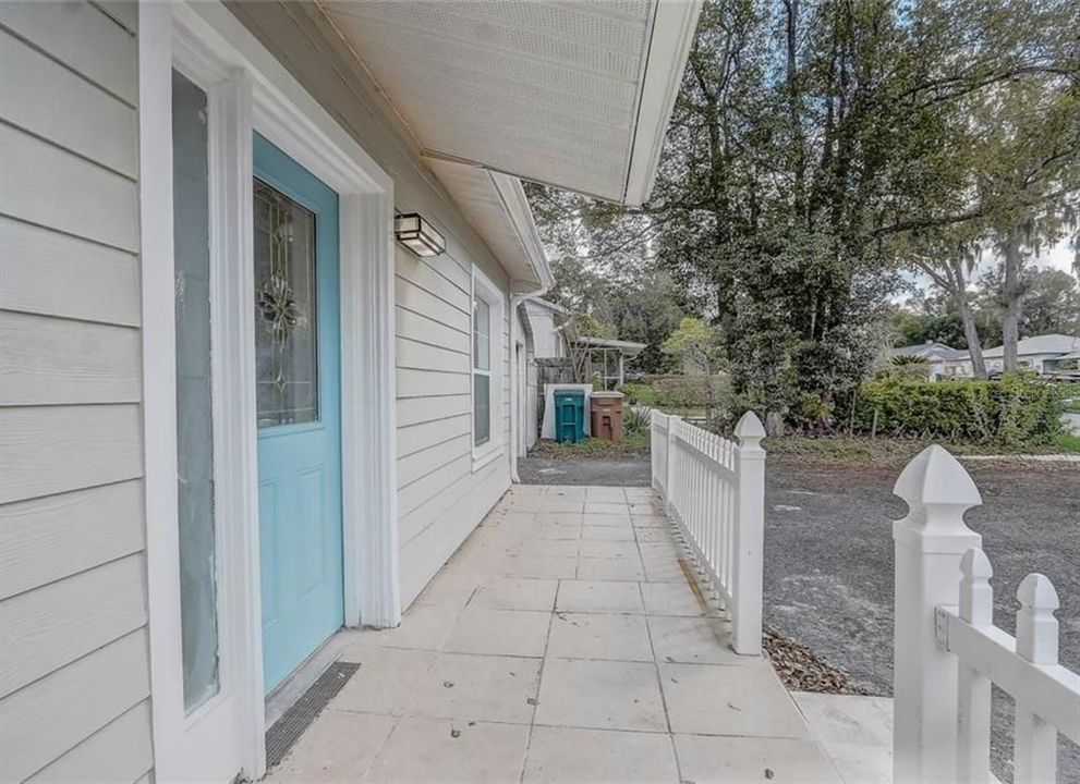 For Sale: $239,900 (2 beds, 2 baths, 1345 Square Feet)