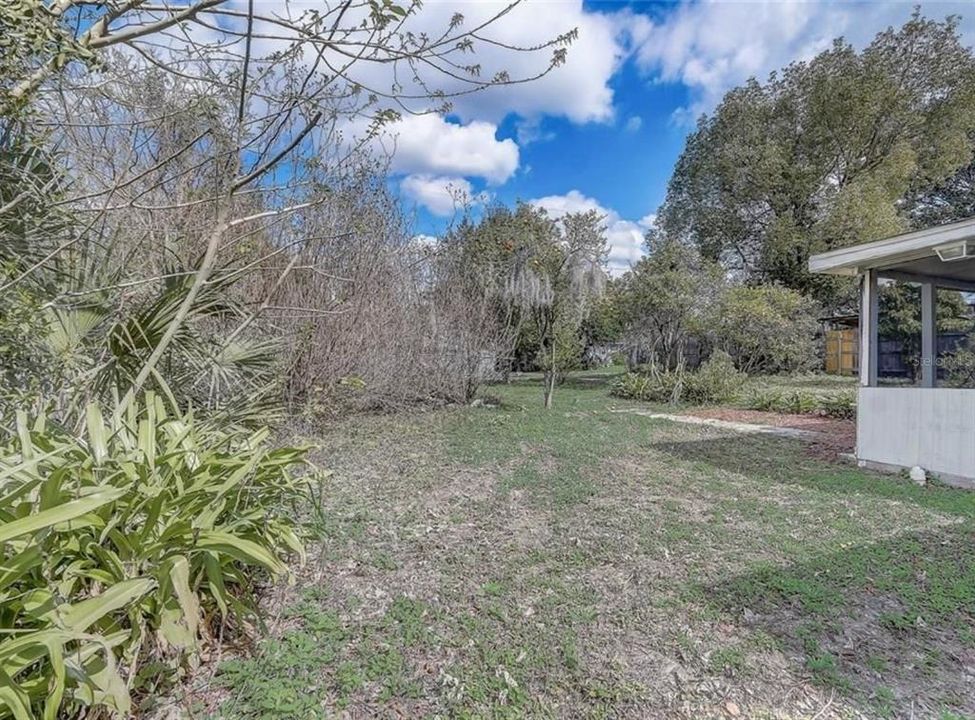 For Sale: $239,900 (2 beds, 2 baths, 1345 Square Feet)