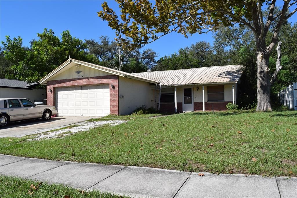 For Sale: $350,000 (3 beds, 2 baths, 1280 Square Feet)