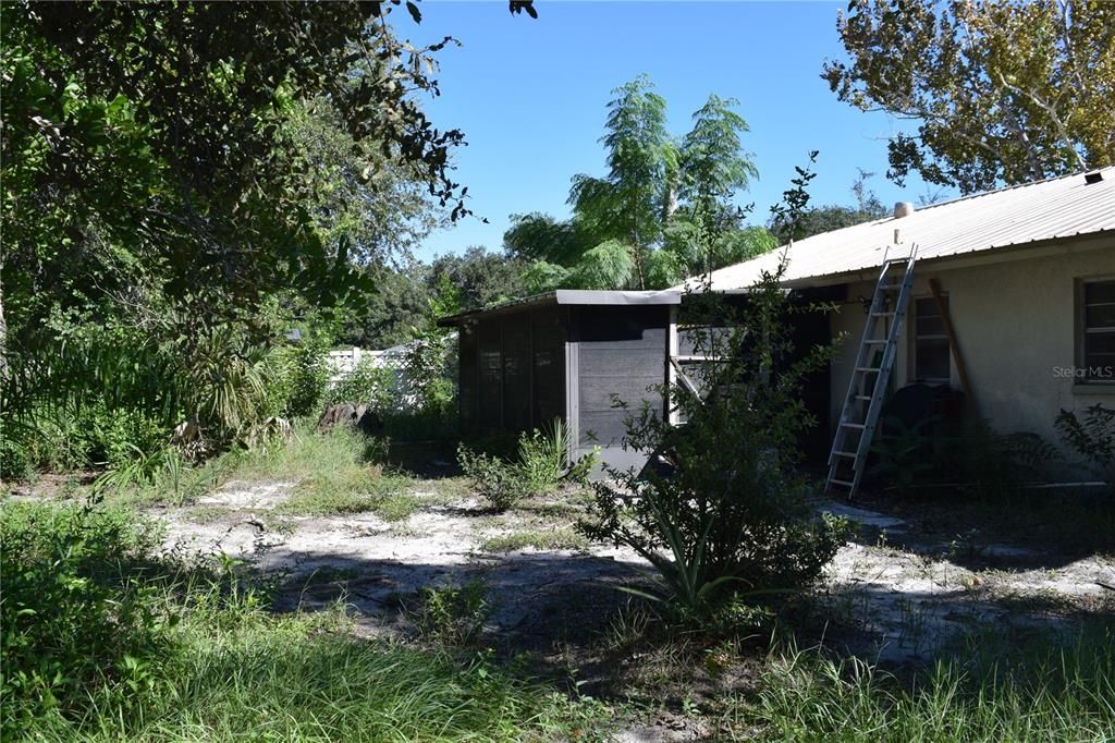 For Sale: $350,000 (3 beds, 2 baths, 1280 Square Feet)