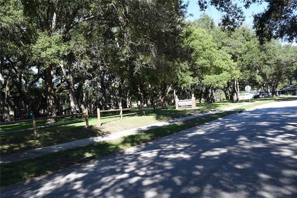 For Sale: $350,000 (3 beds, 2 baths, 1280 Square Feet)