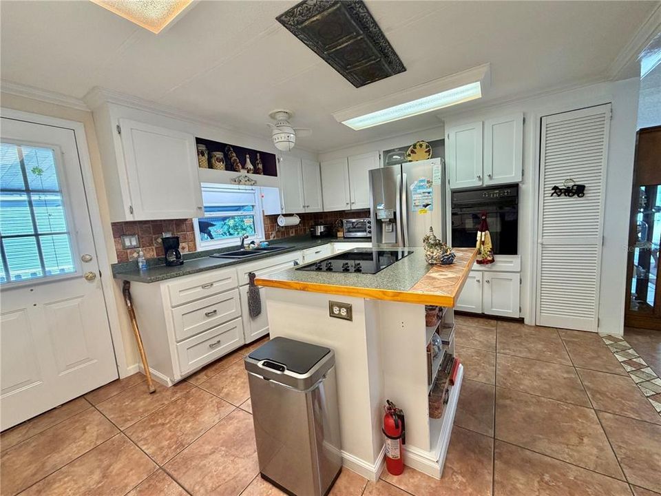 En Venta: $139,900 (2 camas, 2 baños, 1370 Pies cuadrados)