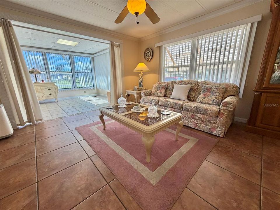 En Venta: $139,900 (2 camas, 2 baños, 1370 Pies cuadrados)
