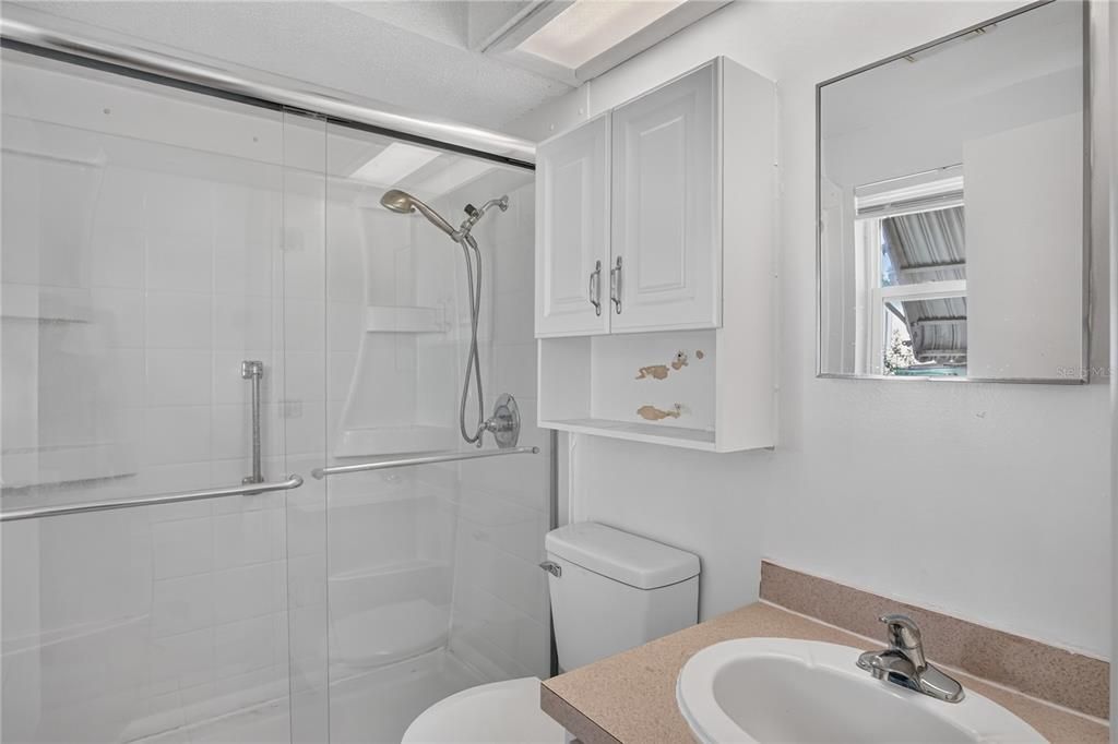 На продажу: $269,900 (3 спален, 2 ванн, 1200 Квадратных фут)