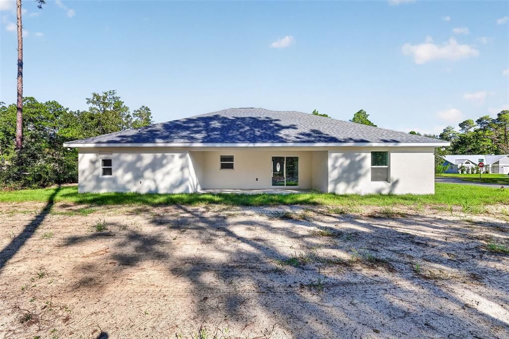 На продажу: $330,000 (4 спален, 2 ванн, 1872 Квадратных фут)