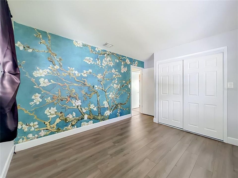 For Sale: $405,000 (4 beds, 2 baths, 1530 Square Feet)