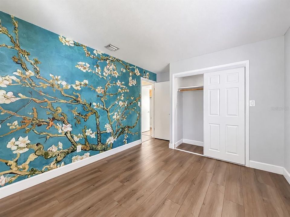 For Sale: $405,000 (4 beds, 2 baths, 1530 Square Feet)