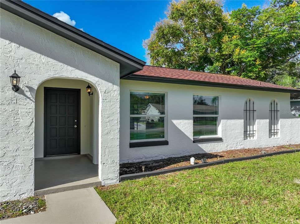 For Sale: $405,000 (4 beds, 2 baths, 1530 Square Feet)