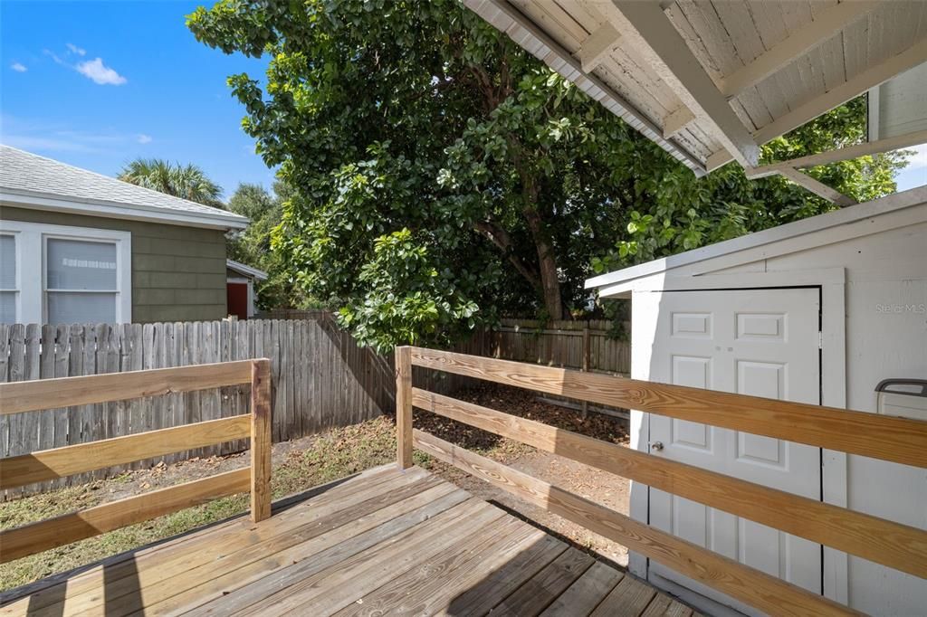 For Sale: $399,999 (2 beds, 0 baths, 1114 Square Feet)