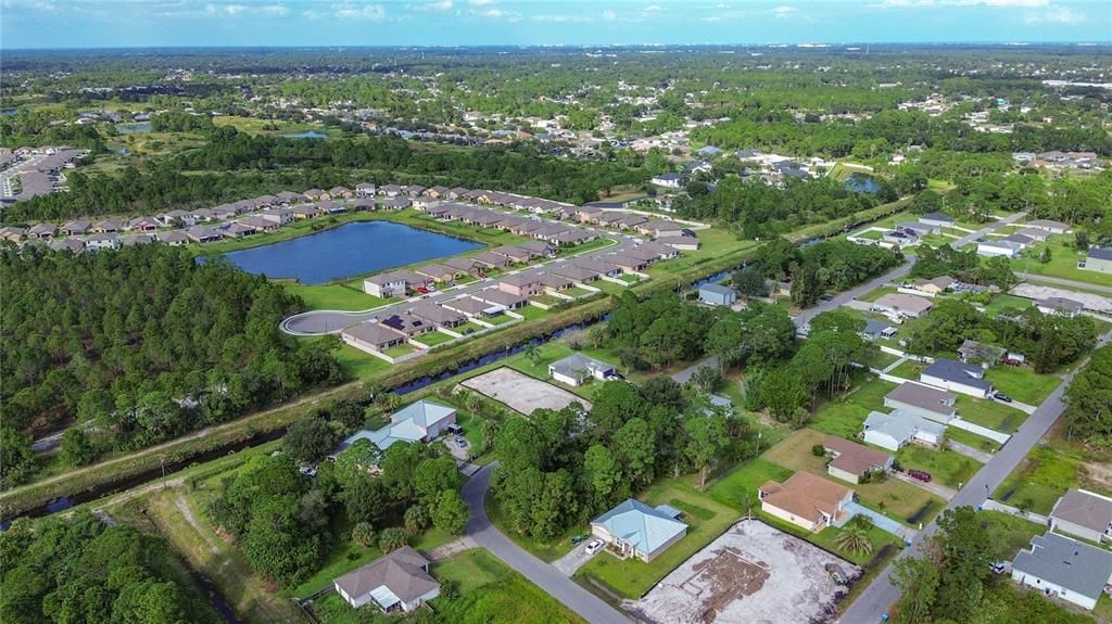 На продажу: $49,900 (0.21 acres)