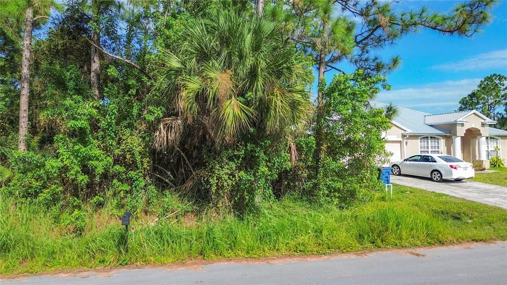 На продажу: $49,900 (0.21 acres)