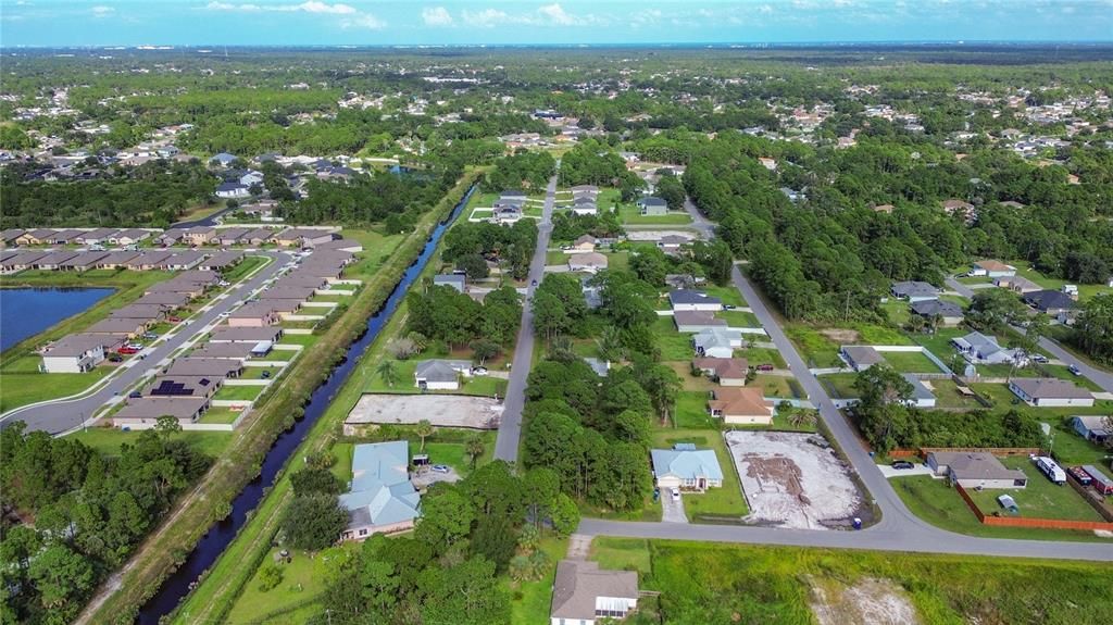 На продажу: $49,900 (0.21 acres)