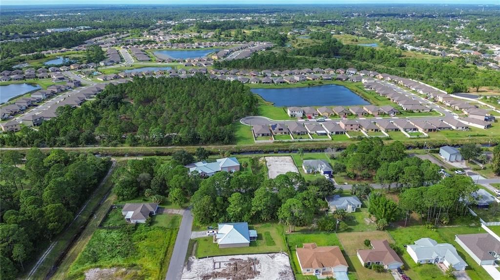 На продажу: $49,900 (0.21 acres)