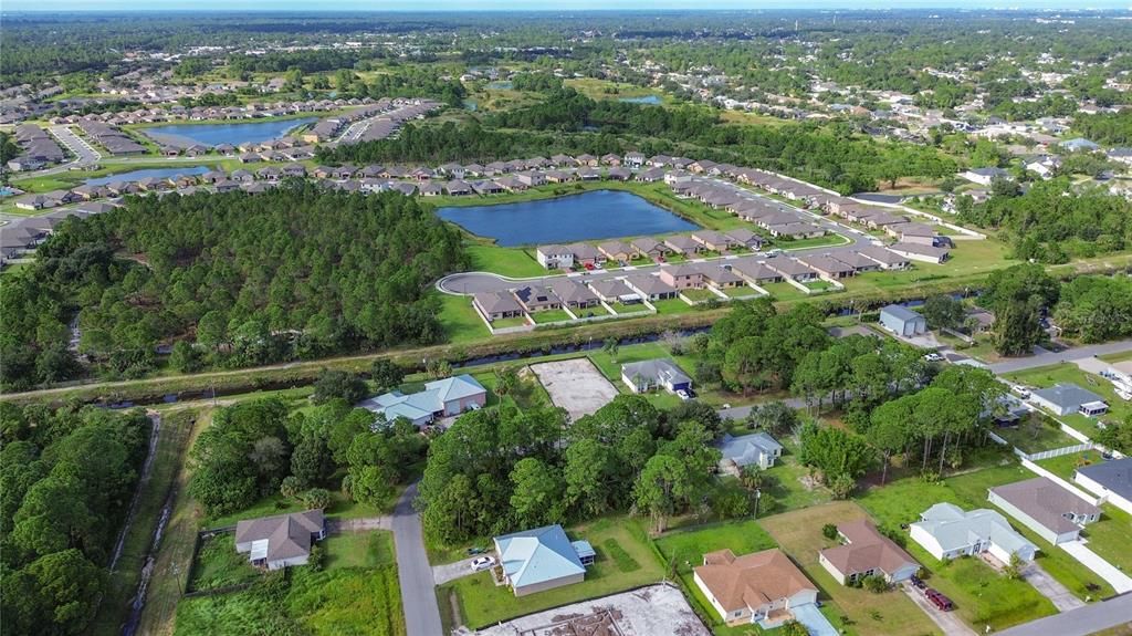 На продажу: $49,900 (0.21 acres)