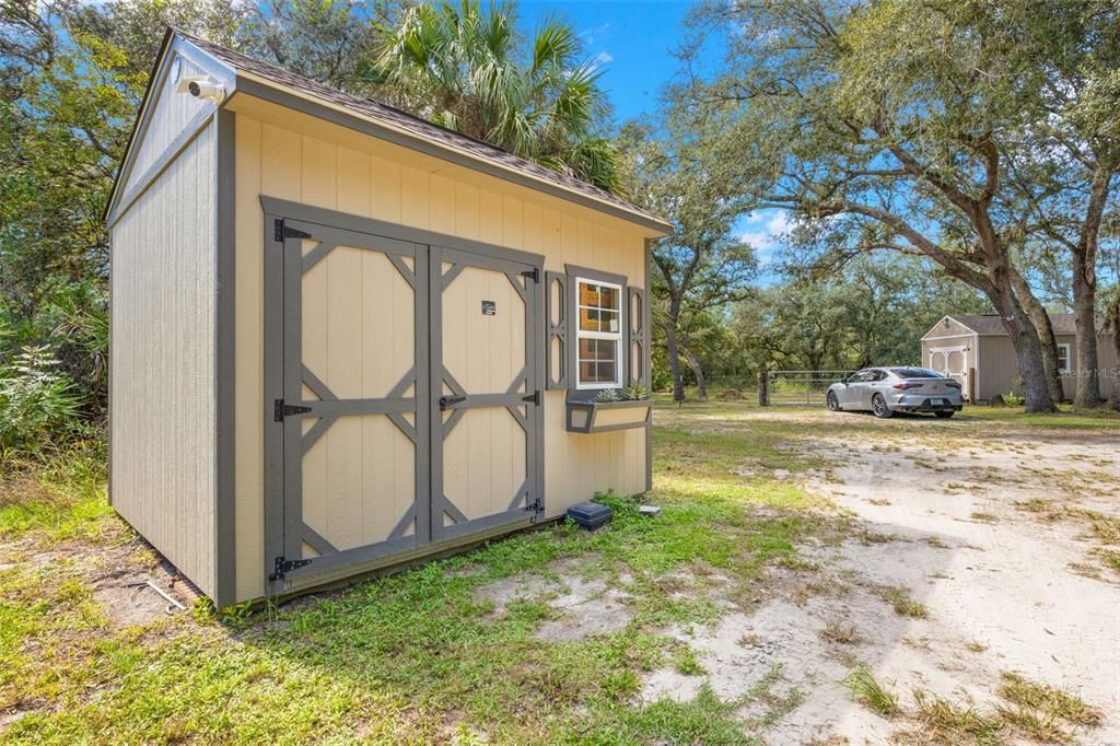 For Sale: $225,000 (4 beds, 2 baths, 1272 Square Feet)