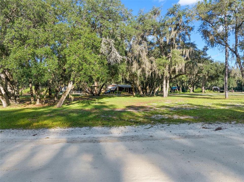 For Sale: $225,000 (4 beds, 2 baths, 1272 Square Feet)