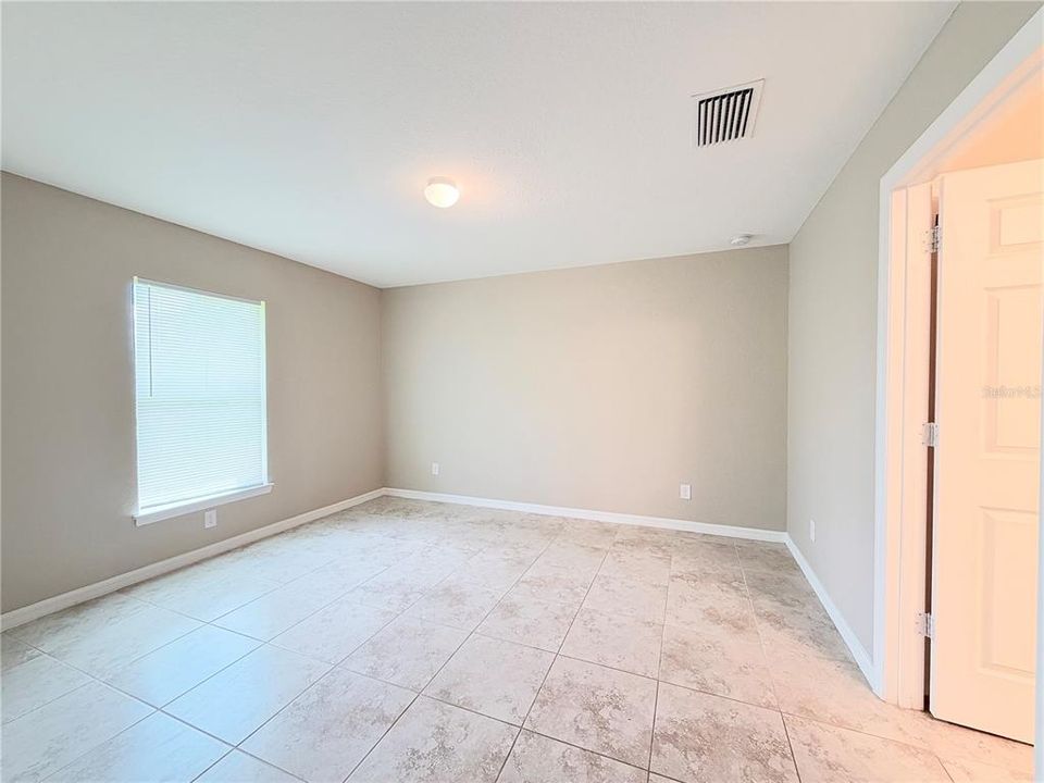 For Sale: $295,000 (3 beds, 2 baths, 1532 Square Feet)