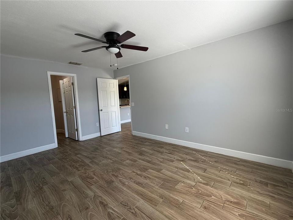В аренду: $2,200 (3 спален, 2 ванн, 1328 Квадратных фут)