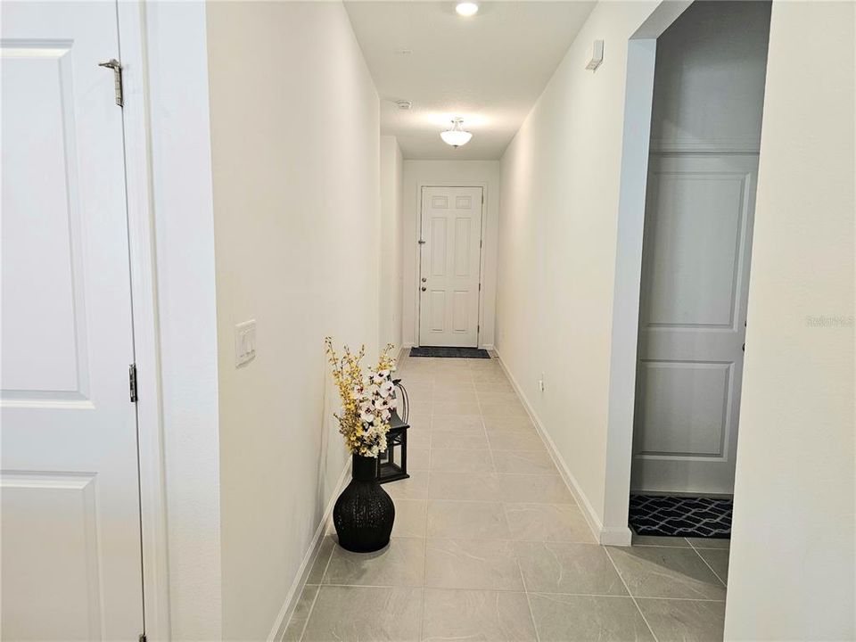 For Rent: $2,500 (4 beds, 2 baths, 1627 Square Feet)