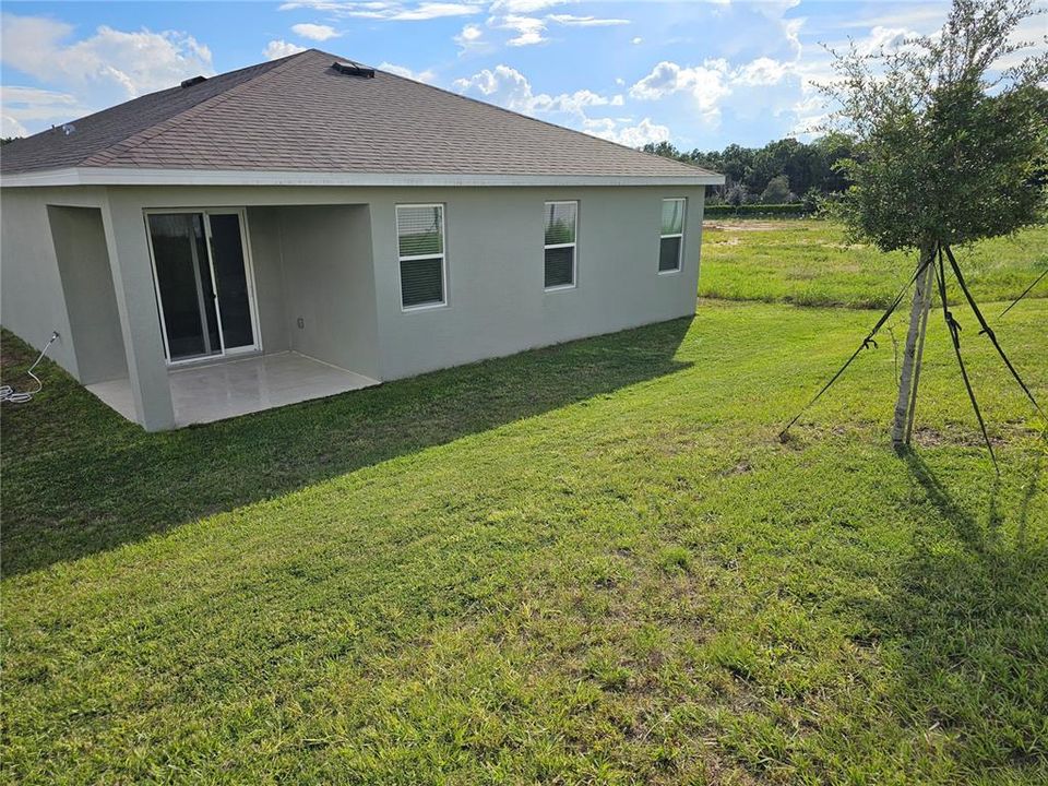 For Rent: $2,500 (4 beds, 2 baths, 1627 Square Feet)