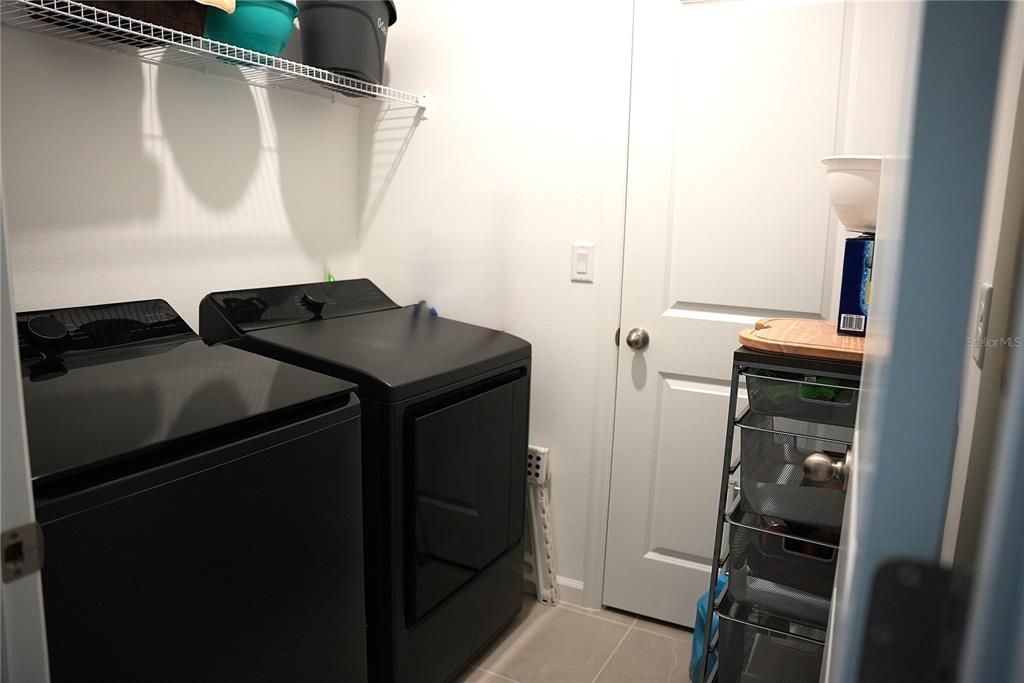For Rent: $2,500 (4 beds, 2 baths, 1627 Square Feet)