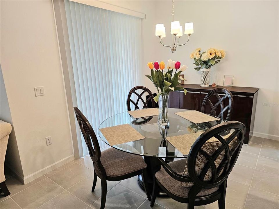 For Rent: $2,500 (4 beds, 2 baths, 1627 Square Feet)