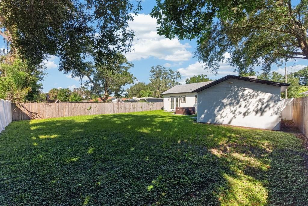 En Venta: $545,000 (3 camas, 2 baños, 1570 Pies cuadrados)