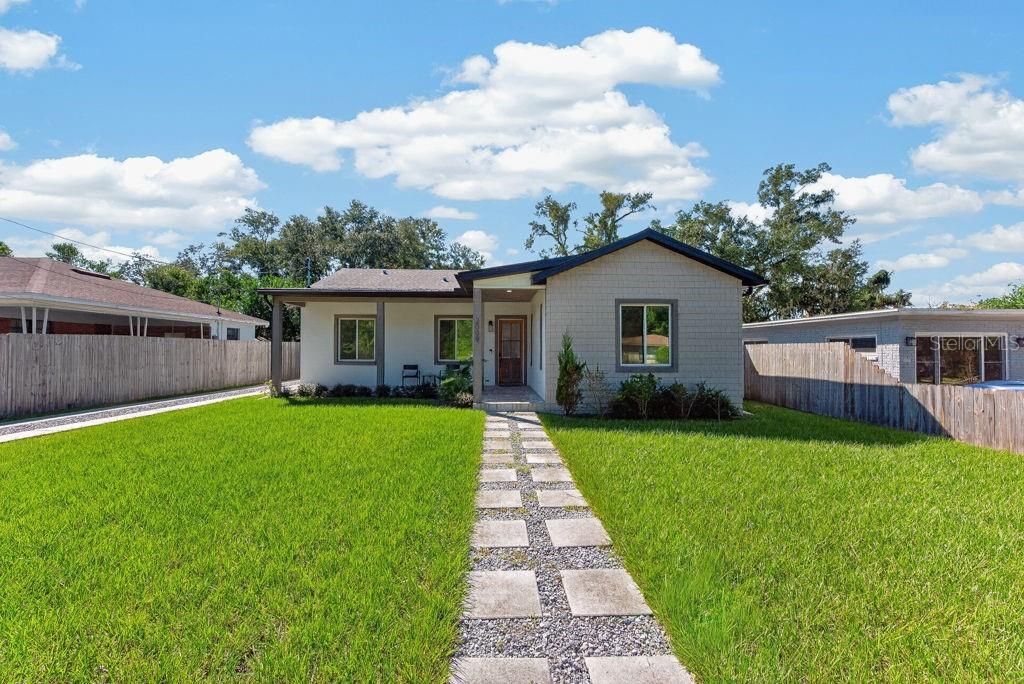 En Venta: $545,000 (3 camas, 2 baños, 1570 Pies cuadrados)