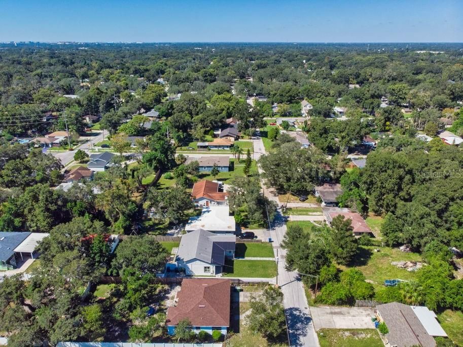 En Venta: $545,000 (3 camas, 2 baños, 1570 Pies cuadrados)