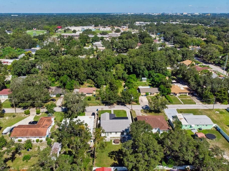 En Venta: $545,000 (3 camas, 2 baños, 1570 Pies cuadrados)