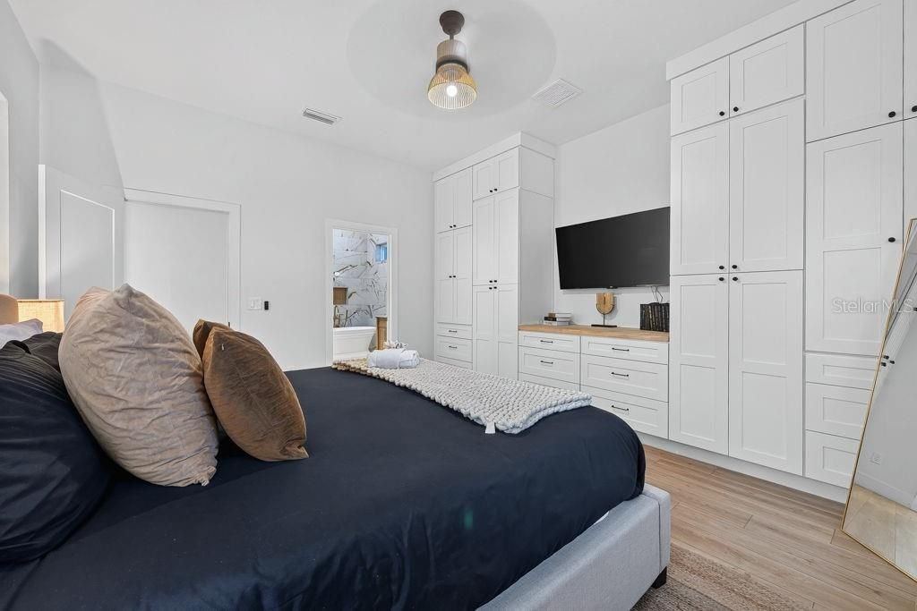 En Venta: $545,000 (3 camas, 2 baños, 1570 Pies cuadrados)