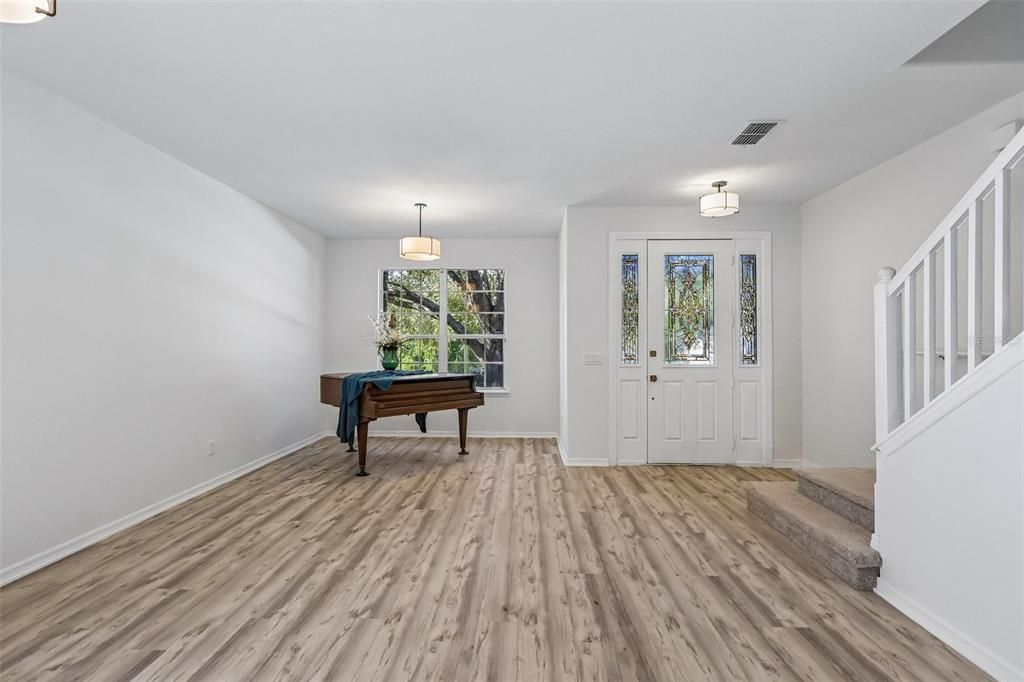 For Sale: $479,000 (4 beds, 2 baths, 2862 Square Feet)
