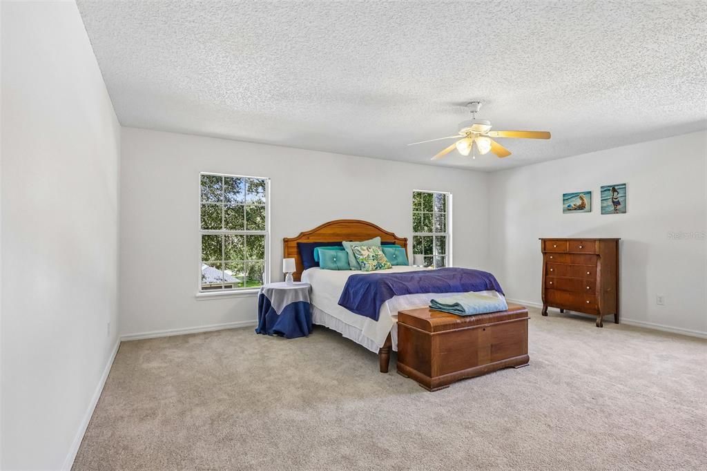 For Sale: $479,000 (4 beds, 2 baths, 2862 Square Feet)