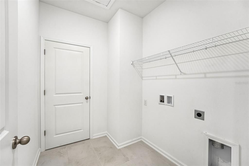 En Venta: $334,990 (3 camas, 2 baños, 1549 Pies cuadrados)
