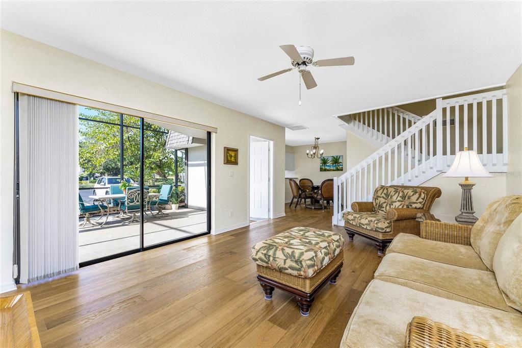 For Sale: $235,000 (2 beds, 2 baths, 1418 Square Feet)
