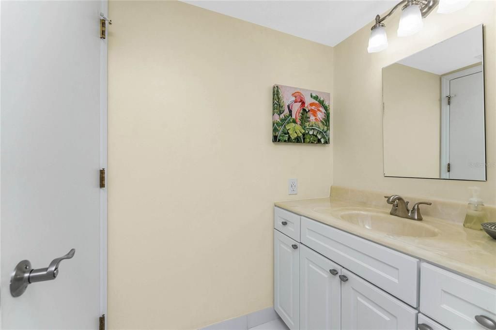 For Sale: $235,000 (2 beds, 2 baths, 1418 Square Feet)