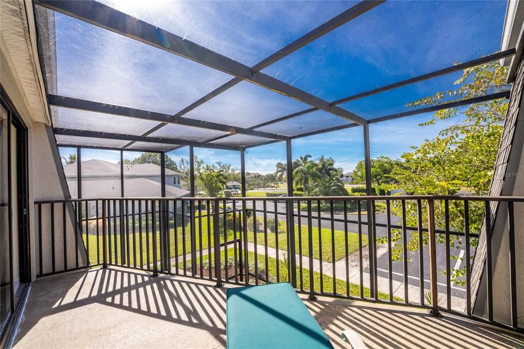 For Sale: $235,000 (2 beds, 2 baths, 1418 Square Feet)
