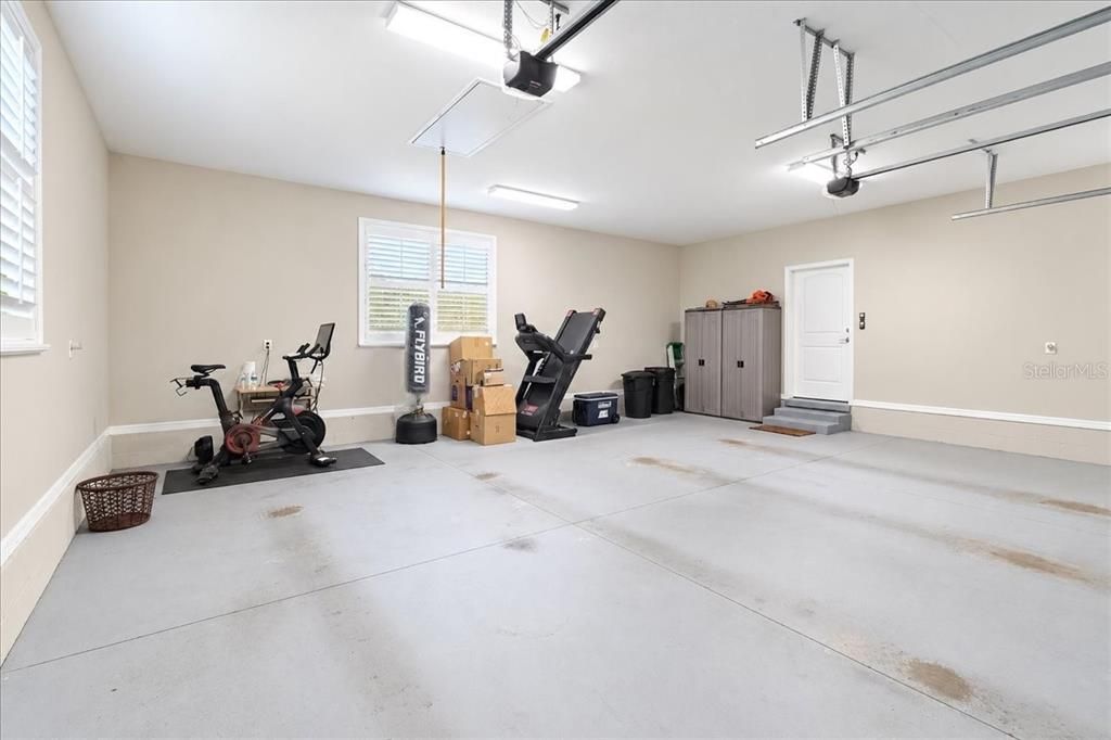 For Sale: $1,250,000 (3 beds, 3 baths, 2922 Square Feet)