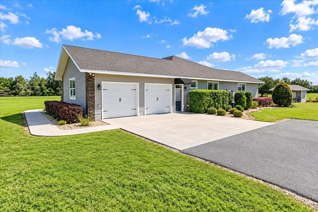 For Sale: $1,250,000 (3 beds, 3 baths, 2922 Square Feet)